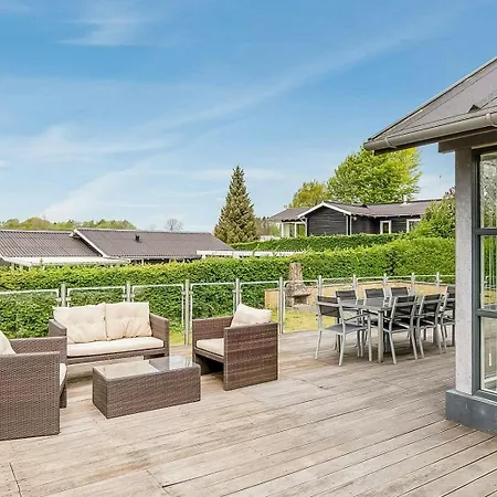 Summer House 300 Metres From Hvidbjerg Semesterbostad